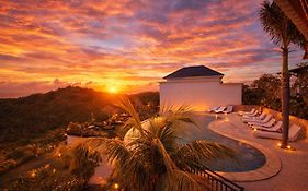 Kelingking Parama Resort